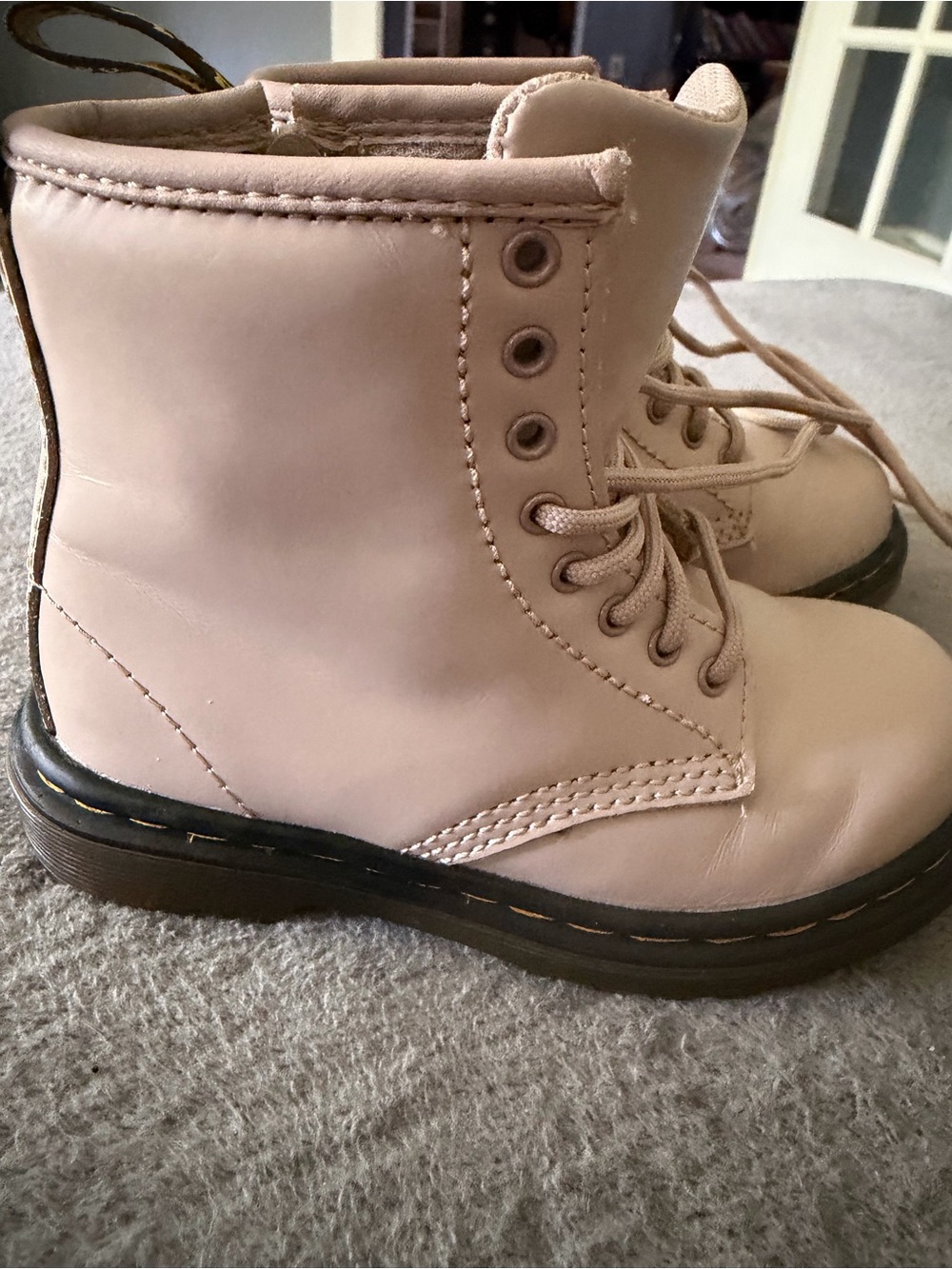 Dr. Martens Toddler Light Pink Lace-Up Combat Boots size 8